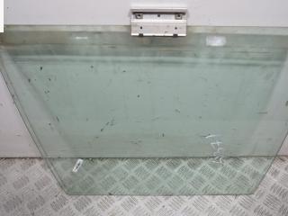 стекло двери задней правой BMW 3 серия E30 [рестайлинг] 1993, 1.6 л., бензин, МКПП, зелёный, универсал