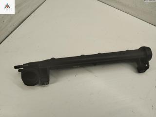 топливная рампа Volkswagen Golf 4 поколение 1998, 1.6 л., бензин, МКПП, зелёный, хетчбэк 5 дв., 06A133317A