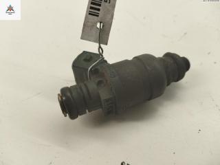 форсунка SEAT Toledo 2 поколение 2000, 1.6 л., бензин, МКПП, чёрный, седан, 037906031AA