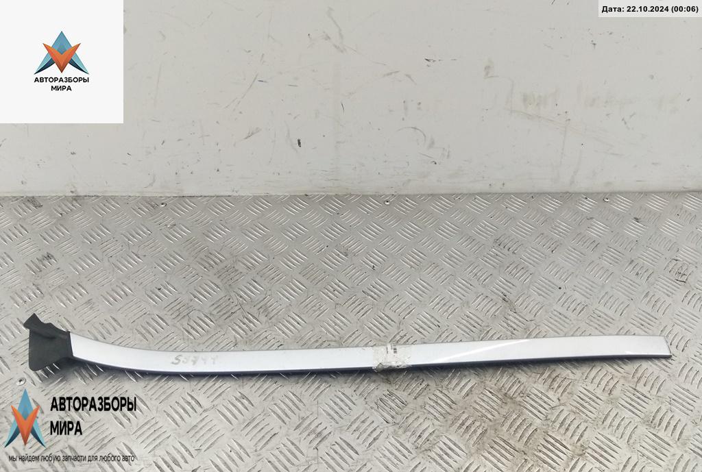 молдинг лобового стекла Mercedes-Benz E-Класс W212/S212/C207/A207 2009, 2.2 л., дизель, АКПП, серый, универсал, 2126900982 - фото №1