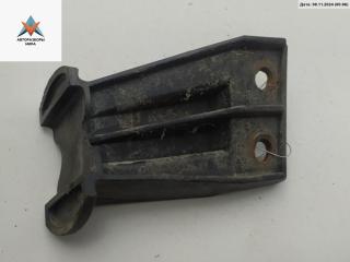 кронштейн заднего бампера BMW 3 серия E36 1996, 1.6 л., бензин, МКПП, зелёный, хетчбэк 3 дв., 51128146096