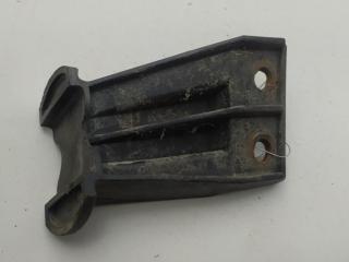кронштейн заднего бампера BMW 3 E36 1996, 1.6 л., бензин, МКПП, зелёный, хетчбэк 3 дв., 51128146096