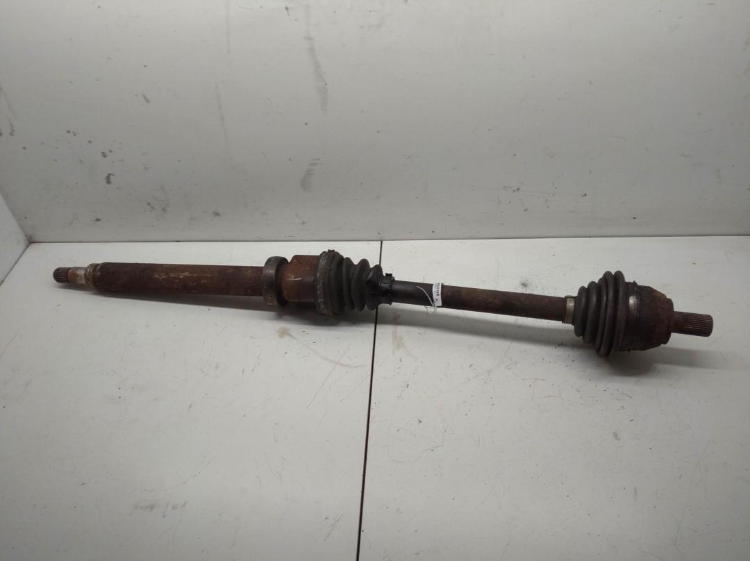 полуось передняя правая (приводной вал, ШРУС) Ford B-max 2014, 1.6 л., дизель, МКПП, синий, минивэн