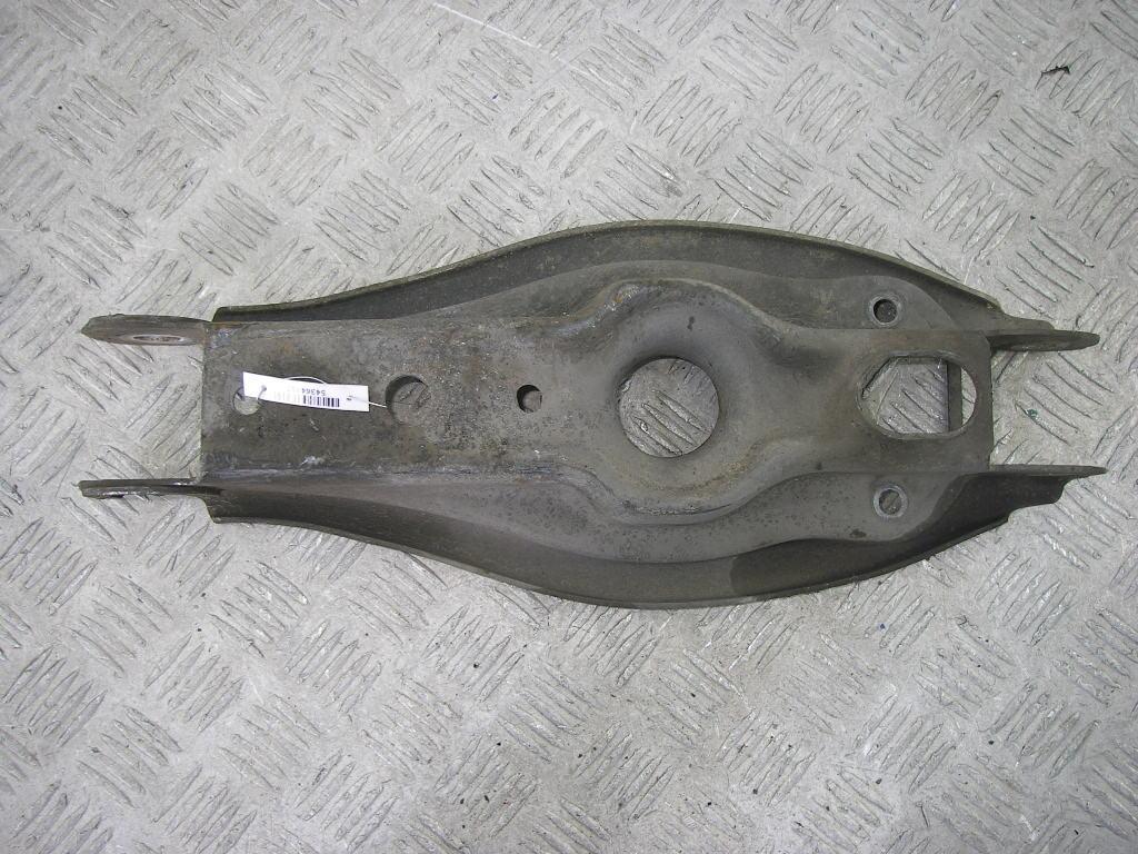 рычаг задний левый BMW 3 E90/E91/E92/E93 2005, 2.0 л., дизель, МКПП, чёрный, универсал, 6772899