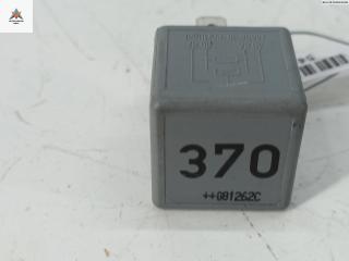 реле (прочие) Audi A6 4F/C6 [рестайлинг] 2008, 2.0 л., дизель, МКПП, серый, универсал, 8D0951253