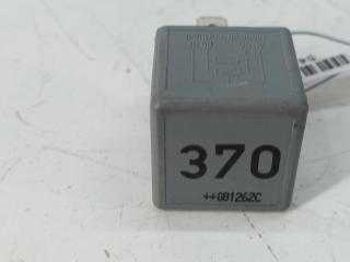 реле (прочие) Audi A6 4F/C6 [рестайлинг] 2008, 2.0 л., дизель, МКПП, серый, универсал, 8D0951253
