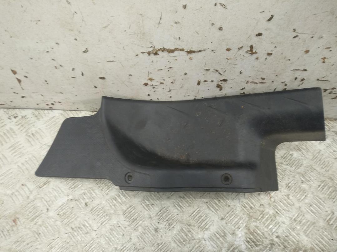 Накладка на порог внутренняя (салона) Citroen C-Crosser 2007, 2.2 л., дизель, МКПП, чёрный, внедорожник 5 дв., 7656A038