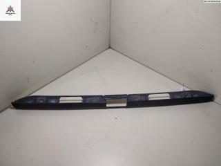 накладка подсветки номера Volkswagen Golf 3 поколение 1994, 1.6 л., бензин, МКПП, белый, хетчбэк 5 дв., 1H6827577