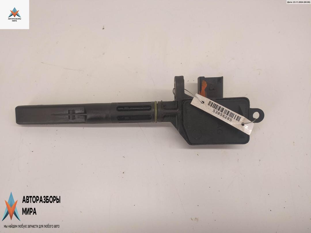 датчик уровня масла Volkswagen Polo 4 поколение 2004, 1.2 л., бензин, МКПП, синий, хетчбэк 5 дв., 045907660D - фото №1