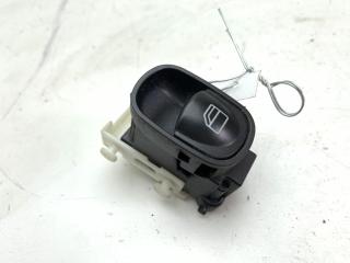 кнопка стеклоподъемника заднего левого Mercedes-Benz C W203 2006, 2.2 л., дизель, МКПП, серый, универсал, 2038200210