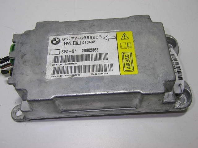 блок AirBag BMW 5 серия E60/E61 2004, 2.5 л., бензин, АКПП, серый, универсал, 65776952993 - фото №1