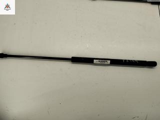 амортизатор крышки багажника (3-5 двери) Volkswagen Golf 4 поколение 2000, 1.4 л., бензин, МКПП, синий, универсал, 1J0823359