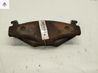 Колодки тормозные передние Volkswagen Golf 3 поколение 1992, 1.4 л., бензин, МКПП, белый, хетчбэк 3 дв.