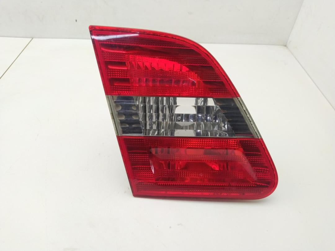 фонарь крышки багажника левый Mercedes-Benz B W245 2005, 1.5 л., бензин, МКПП, серый, минивэн, 1698201564