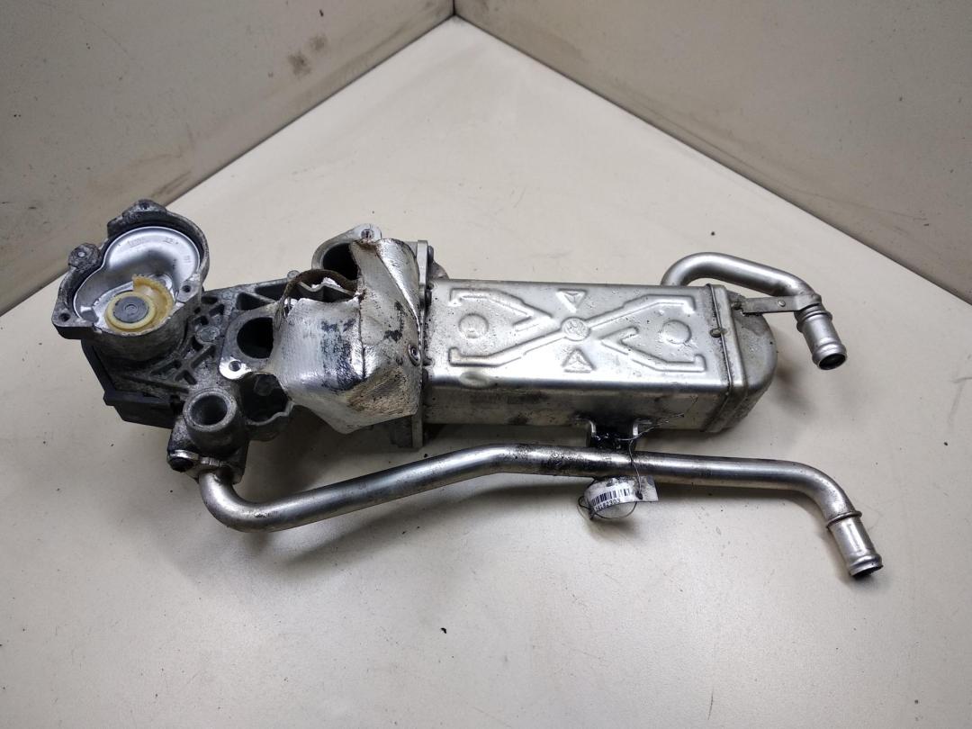 охладитель EGR / Радиатор EGR Volkswagen Polo 2012, 1.2 л., дизель, МКПП, красный, хетчбэк 3 дв., 03P131512D