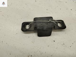 кронштейн радиатора Volkswagen Passat B5 [рестайлинг] 2004, 1.9 л., дизель, МКПП, чёрный, универсал, 4D0290427