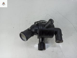 корпус термостата Audi A3 8P/8PA [2-й рестайлинг] 2012, 2.0 л., дизель, АКПП, чёрный, хетчбэк 5 дв., 03L121111AE