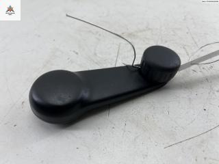 ручка стеклоподъемника Nissan Micra 4 поколение (K13) 2012, 1.2 л., бензин, МКПП, чёрный, хетчбэк 5 дв.