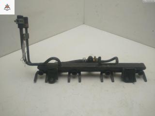 топливная рампа Suzuki Liana 1 поколение 2001, 1.6 л., бензин, МКПП, зелёный, хетчбэк 5 дв.