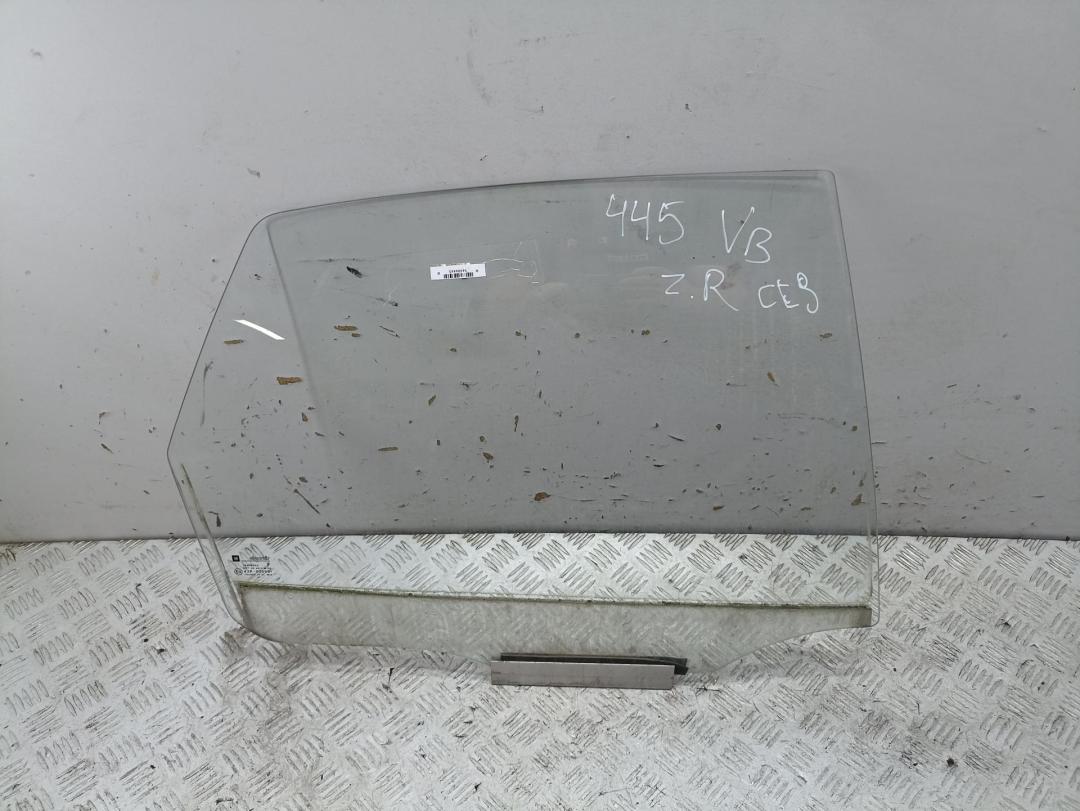 стекло двери задней правой Opel Vectra B 1997, 1.6 л., бензин, МКПП, синий, хетчбэк 5 дв.