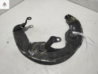 защитный кожух тормозного механизма Peugeot 308 T9 2014, 1.6 л., бензин, МКПП, чёрный, хетчбэк 5 дв., 9806779480