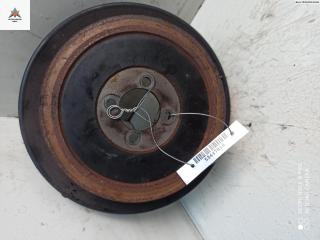 шкив помпы Mercedes-Benz C-Класс W201 1987, 2.0 л., бензин, АКПП, красный, седан