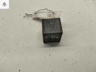 реле (прочие) Volkswagen Golf 4 поколение 2000, 1.9 л., дизель, МКПП, серый, универсал, 141951253B