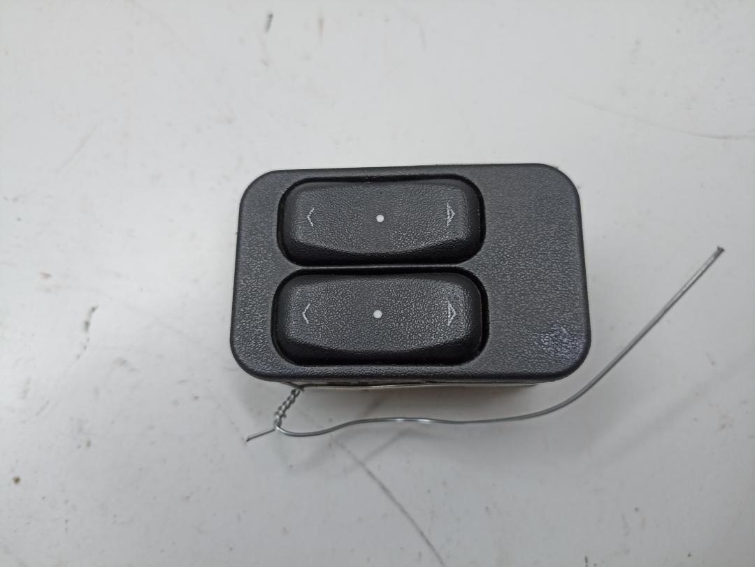 блок управления стеклоподъемниками Opel Astra G 2004, 2.0 л., дизель, АКПП, чёрный, универсал, 90561088