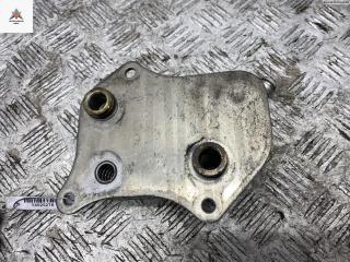 теплообменник масляного фильтра Audi A4 B6 2001, 2.0 л., бензин, МКПП, серый, седан, 06B117121