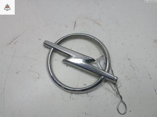 эмблема Opel Omega B [рестайлинг] 1999, 2.5 л., дизель, МКПП, красный, универсал, 90565627