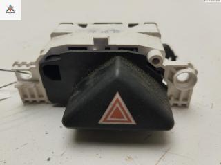 кнопка аварийной сигнализации Ford Focus 1 поколение [рестайлинг] 2002, 1.8 л., дизель, МКПП, синий, хетчбэк 5 дв., 2M5T13A350AA