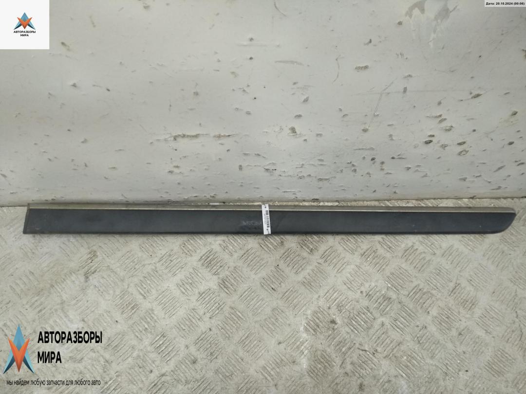 молдинг двери задней левой Peugeot 407 1 поколение 2006, 2.0 л., дизель, МКПП, серый, универсал - фото №1