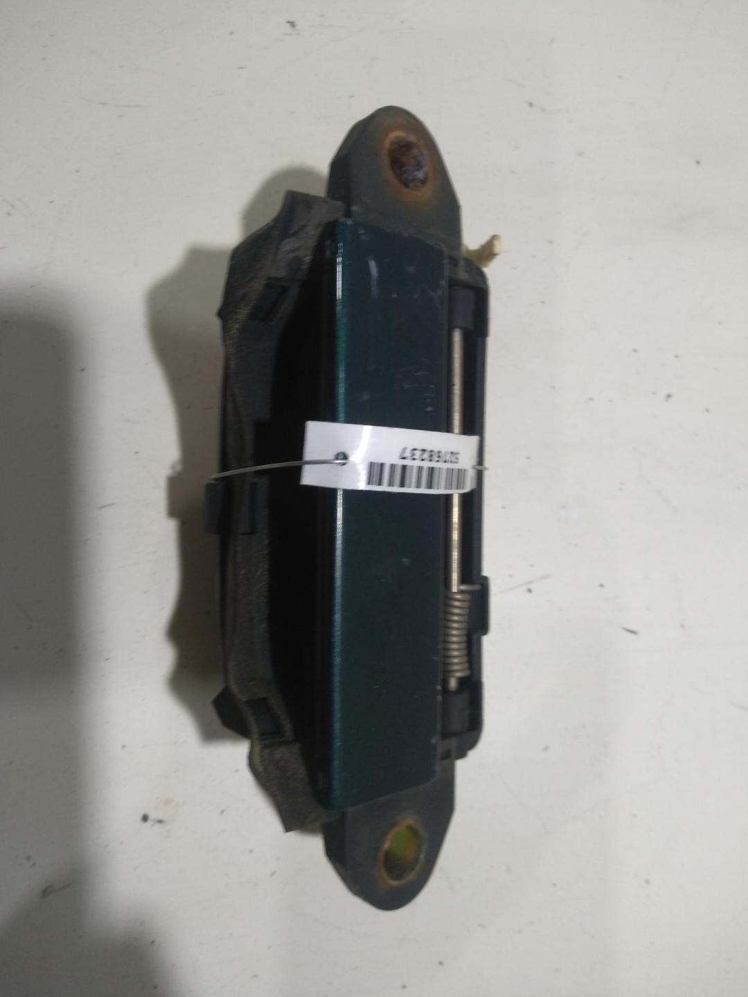 ручка наружная задняя правая Audi 100 C4 1993, 2.8 л., бензин, МКПП, зелёный, универсал