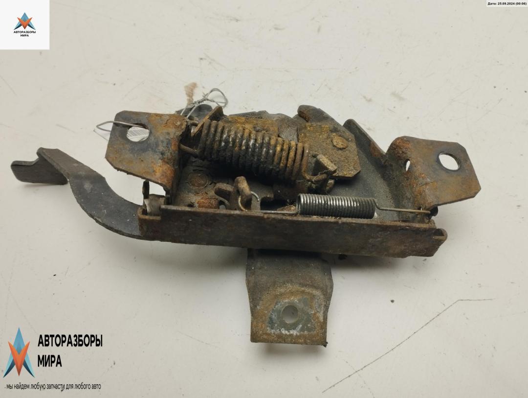 замок капота Hyundai H-1 Starex 1999, 2.4 л., бензин, МКПП, серый, минивэн, 811304A000 - фото №1