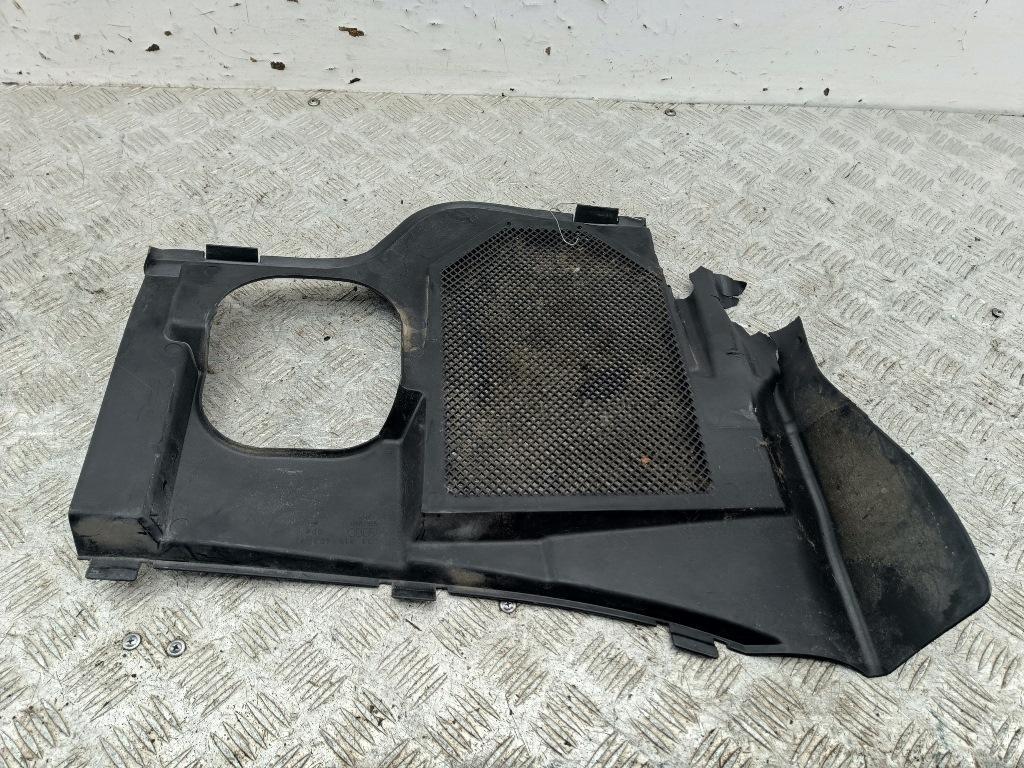 дождевик Audi A8 D2 1995, 4.2 л., бензин, АКПП, чёрный, седан, 4D1819403A