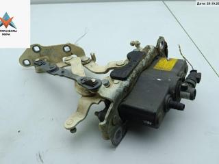 петля капота правая Mercedes-Benz E-Класс W212/S212/C207/A207 [рестайлинг] 2014, бежевый, универсал, A2129067801