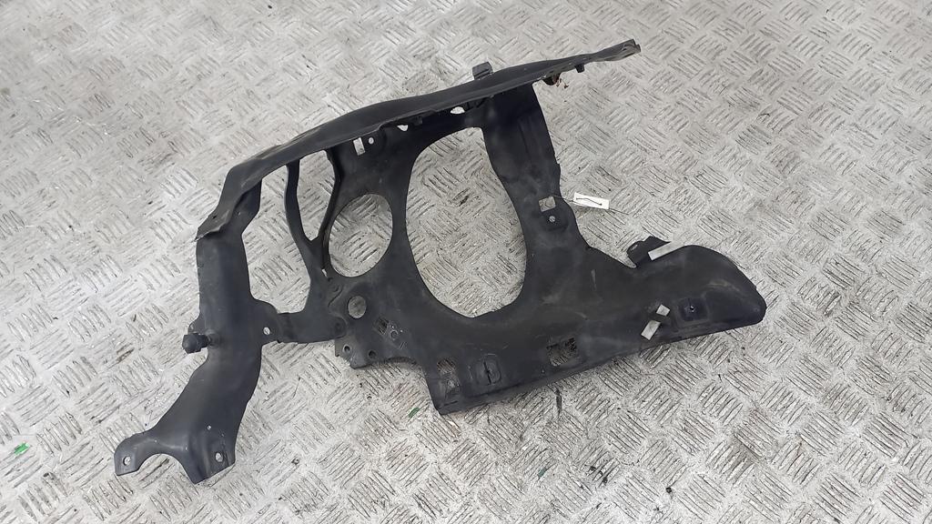 Рамка радиатора BMW 7 E65/E66 2005, 3.0 л., дизель, АКПП, чёрный, седан, 51717022967