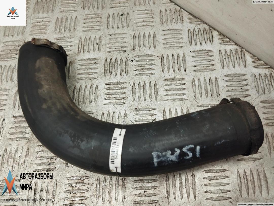 патрубок интеркулера Ford C-Max 1 поколение 2005, 2.0 л., дизель, МКПП, чёрный, минивэн - фото №1