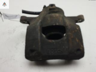 суппорт передний правый Toyota Aygo 1 поколение 2007, 1.0 л., бензин, МКПП, красный, хетчбэк 5 дв.