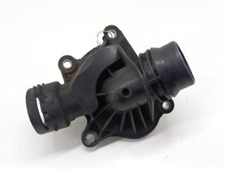 корпус термостата BMW 1 серия E81/E82/E87/E88 2005, 2.0 л., дизель, МКПП, чёрный, хетчбэк 5 дв.