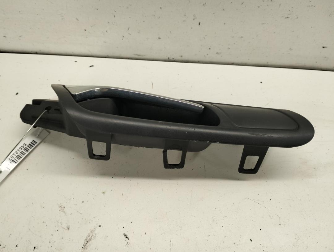 ручка внутренняя передняя правая Volkswagen Passat B6 2005, 2.0 л., дизель, МКПП, чёрный, универсал, 3C1837114