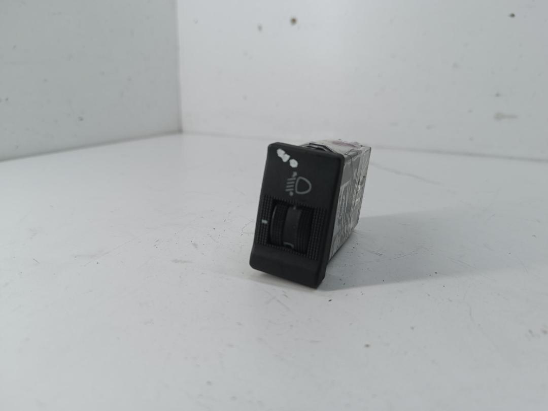 кнопка корректора фар Audi 80 B4 1992, 2.0 л., бензин, МКПП, серый, седан, 8A0941301