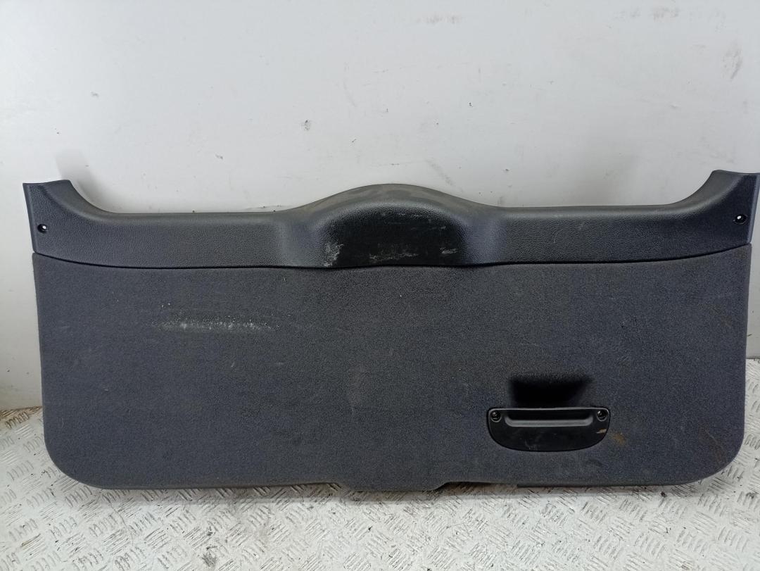обшивка крышки багажника Opel Astra G 2004, 2.0 л., дизель, АКПП, чёрный, универсал, 09131287
