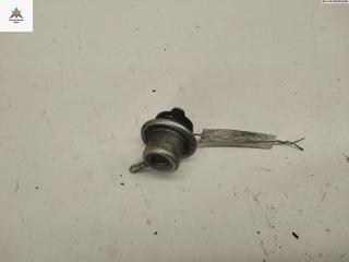 регулятор давления топлива Volkswagen Golf 4 поколение 1999, 1.6 л., бензин, МКПП, серый, хетчбэк 5 дв., 037133035H