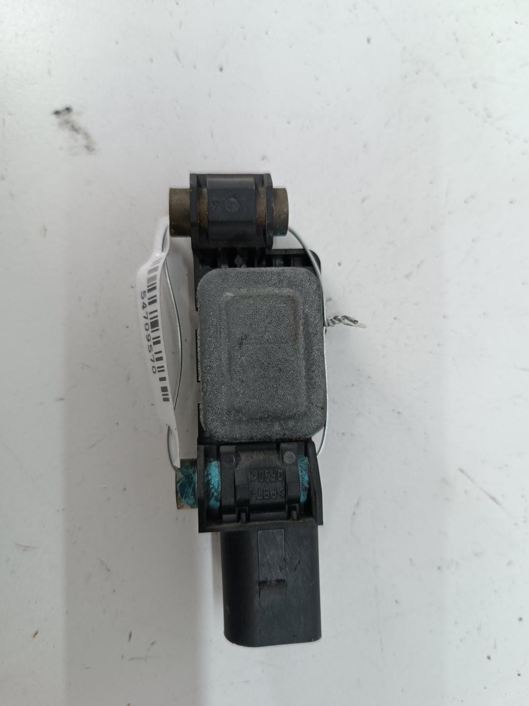 датчик AirBag Audi A4 B6 2002, 3.0 л., бензин, АКПП, красный, универсал, 8E0959651