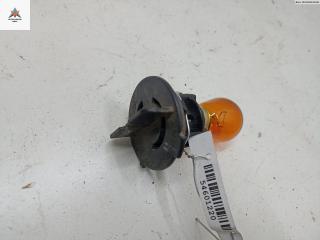 Патрон лампы указателя поворота Opel Agila 2 поколение (B) 2008, 1.3 л., дизель, МКПП, красный, хетчбэк 5 дв.