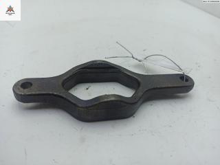 крепление форсунки Opel Signum C [рестайлинг] 2006, 3.0 л., дизель, МКПП, синий, хетчбэк 5 дв.