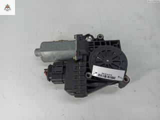 моторчик стеклоподъемника передний левый Audi A6 4B/C5 1999, 2.4 л., МКПП, универсал, 4B0959801D