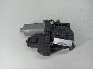моторчик стеклоподъемника передний левый Audi A6 4B/C5 1999, 2.4 л., МКПП, универсал, 4B0959801D