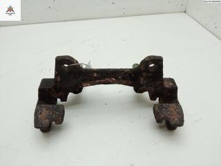 скоба суппорта Fiat Bravo 1 поколение 1997, 1.4 л., бензин, МКПП, красный, хетчбэк 3 дв.